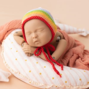 Cute Newborn Stars and Moon Props, Moon Pillow Props for Newborn Photography with Star, Soft Moon Cushion Props Set, Red Moon + 7 Stars Set