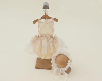 Boho Lace Newborn Photography Set: Dress, Pillow, Hat, Boho Beige Girl Outfit