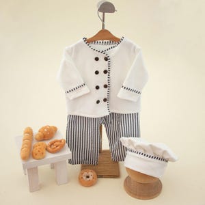 Newborn Chef Photography Prop Set: Wool Felt Bread, Hat & Romper