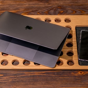 Personalisierter Klima Schreibtisch für Laptop, Holz Laptop Tisch, Laptop Kühlständer, tragbarer Laptop Halter, Boss Geschenk