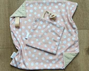 Pink Polka Dot Minky Baby Blanket; Minky Baby Lovey; Boho Nursery; Soft Minky Blanket; Binky Holder; Baby Shower Gift; Lovie; Baby Gift