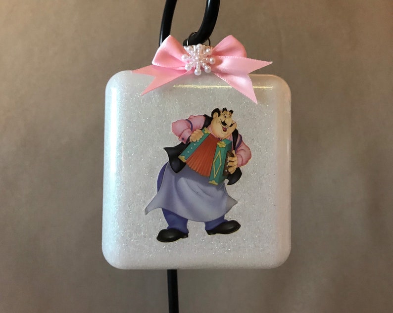 Personalization Available! New Handmade Lady /& The Tramp \u201cTony\u201d Extra Large Square Glass Shaped Christmas Ornament Made In The USA