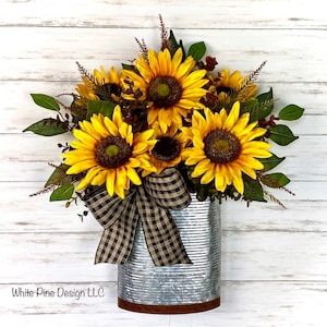 Sunflower Bucket Wreath, Sunflower Summer Wreath, Front Door Wreath, Double Door Wreath, Fall Door Basket, Farmhouse Decor, Housewarming