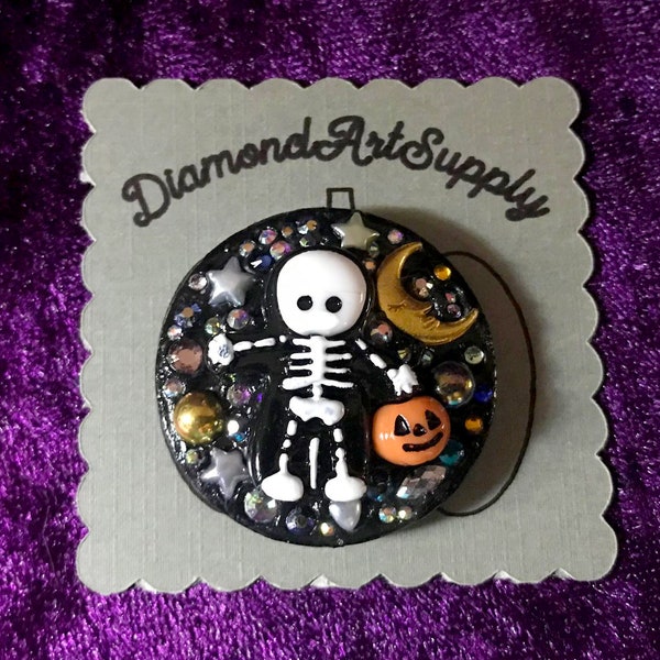 Trick or Treat Halloween Cover Minder Magnet.  Sparkly AB Gems Magnet for Diamond Painting,  Randomly sent, Strong Magnets