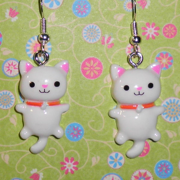 White Cat Earrings, Persian cat, Handmade 925 Silver Hooks. Hypoallergenic, Cat Lovers