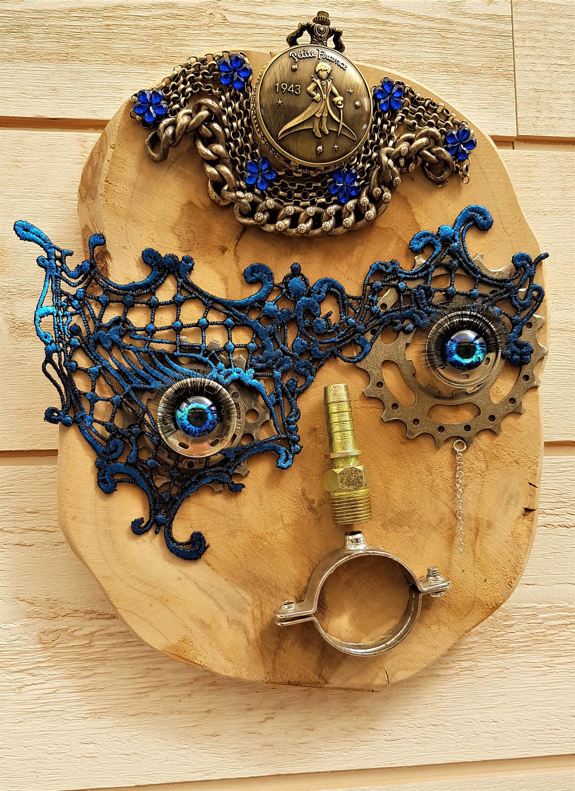 Masque Bois et Métal