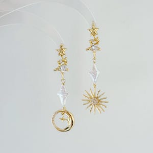 Unique Sun & Moon Asymmetrical Dangel Earrings-Freshwater Baroque Pear Earrings-Celestial Jewelry-Statement Earrings-Holidays Gift for her