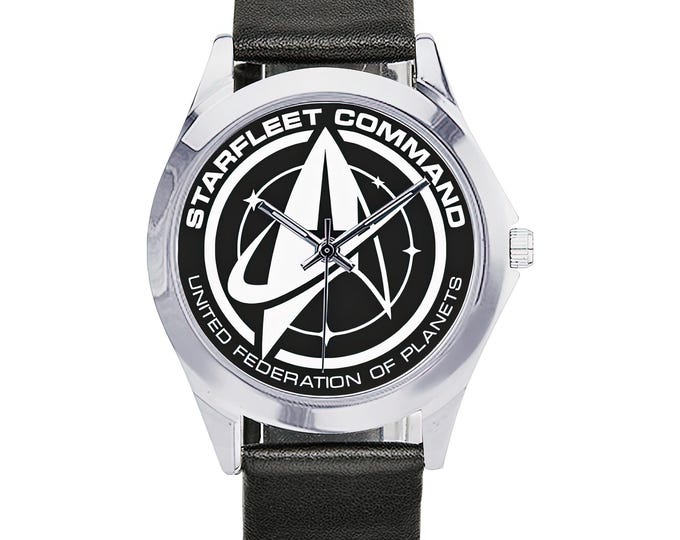 Star Trek Unisex Silver Round Leather Strap Watch.