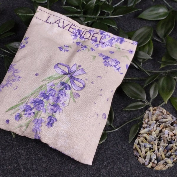 personalisierte Duftkissen mit getrocknetem Lavendel