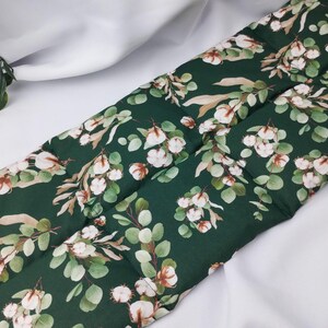 Dinkel- Wärmekissen in unterschiedlichen Größen und wahlweise einem Bezug - Motiv grüner Eucalyptus