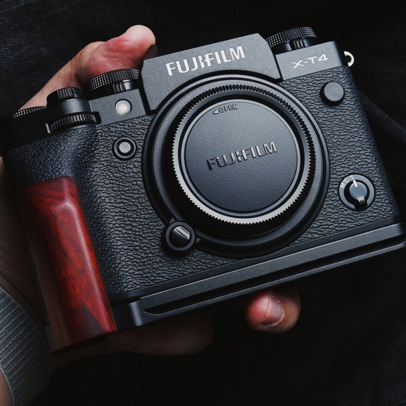 Fuji XT4 Wooden Hand Grip With Tripod Mount Camera Hand Etsy