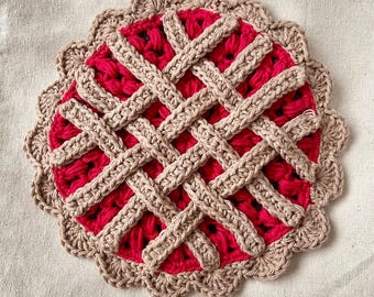 Crochet Berry Pie Potholder – Handmade Cottagecore Kitchen Trivet