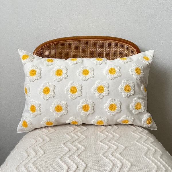 Embroidered Daisy Pillow Cover, Ivory Daisy Retro Lumbar Throw Pillow Cover, Cute Floral Pillow Case, Trendy Pillow Cover, Boho Pillow Case
