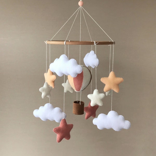 Hot air balloon mobile neutral nursery. Stars and clouds mobile girl. Adventures nursery decor