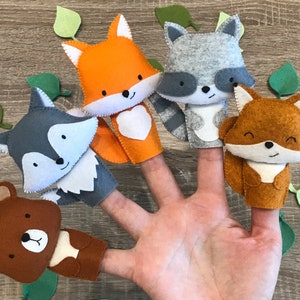 Woodland finger puppets for kids. Montessori animals toys. First Christmas gift. Birthday gift for toddler