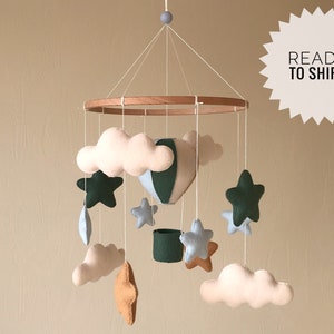 Baby mobile boho boy. Neutral nursery mobile hot air balloon. Adventures mobile for crib