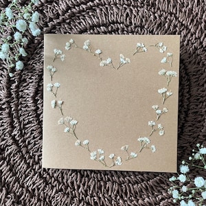Karte / Schleierkraut / getrocknete Blumen / Grußkarte / Einladung / Hochzeit / Glückwunschkarte / Geburtstagskarte / Herz