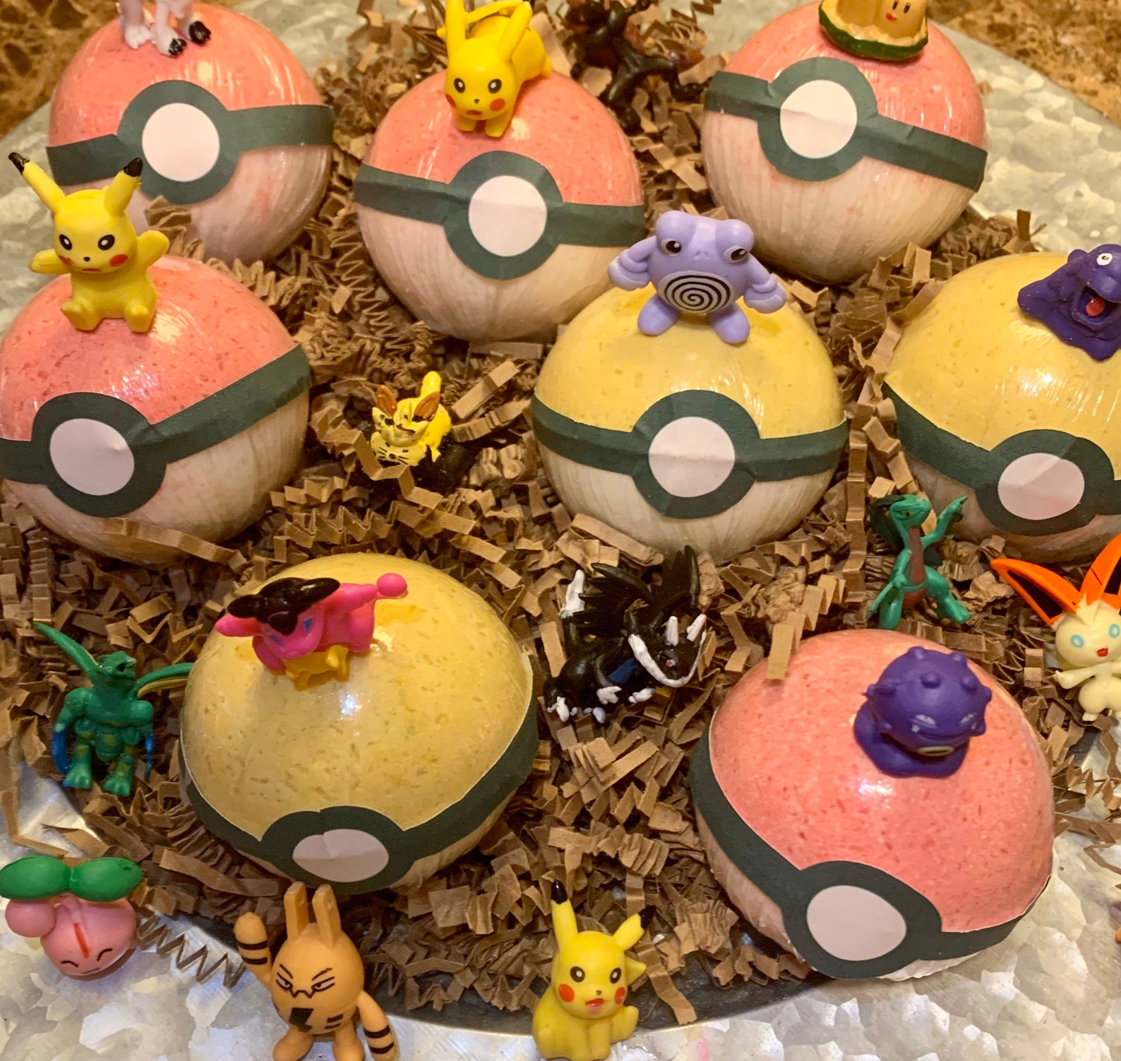 Pokémon bath bombs_pokemon bathbombs_surprise toy_kid | Etsy