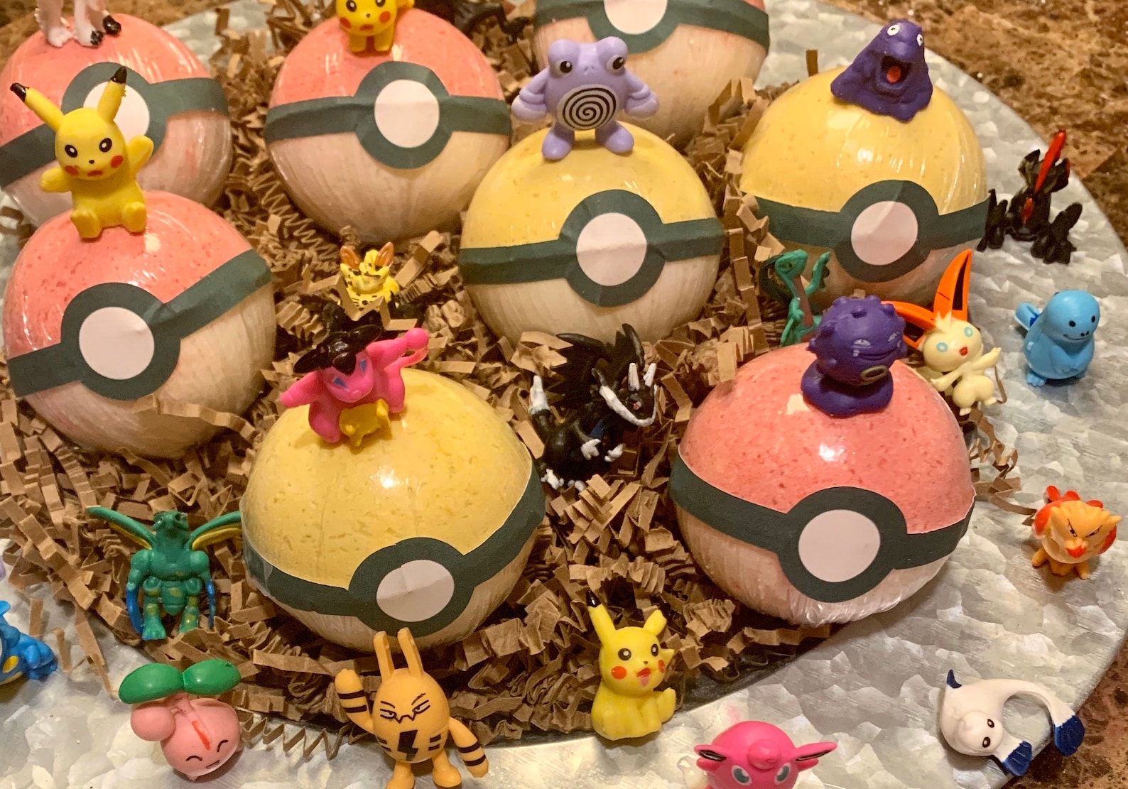 Pokémon bath bombs_pokemon bathbombs_surprise toy_kid | Etsy