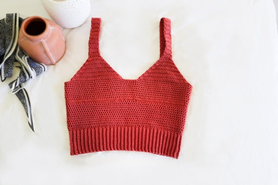 PATTERN Crochet crop tank // Seamless // Crop top // Sustainable Materials // bralette