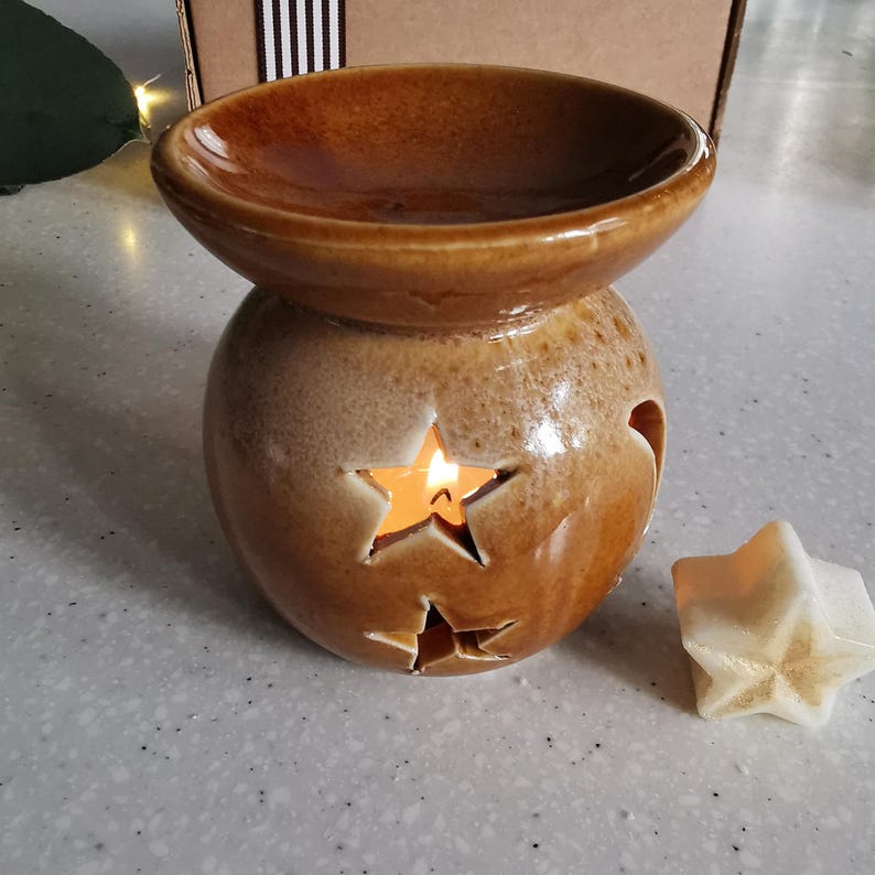 Handcrafted Christmas Hamper: Star Moon Wax Burner Gift Set Melts & Matches Mocca