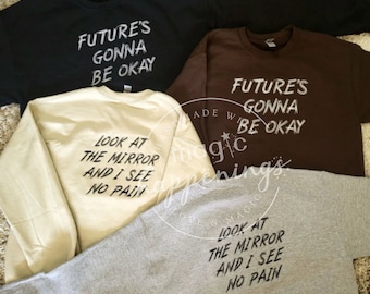 「Future&#39;s Gonna Be Okay」刺繍スウェットシャツ