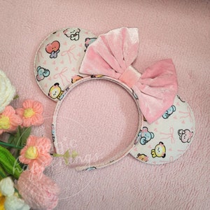 Cute K-Pop Character Coquette Mouse Ears