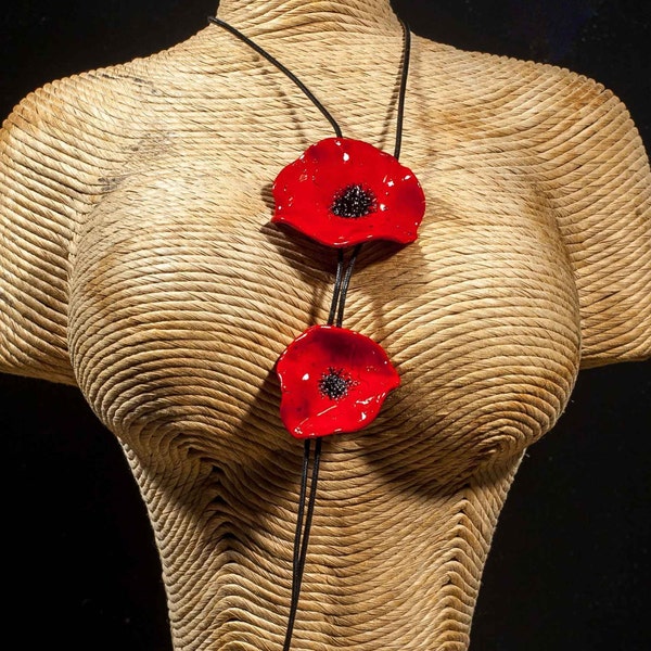 Collier coquelicot deux fleurs, sautoir fleur, collier rouge, idée cadeau de noël , fabrication francaise