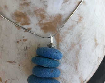 Collier chaîne au bleu de pastel