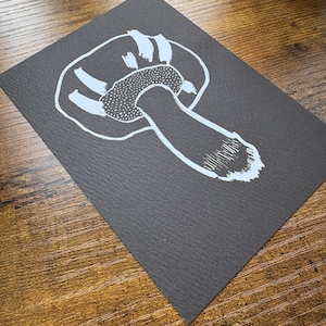 Carte postale illustrée A6 Bold Mushroom Lino-inspired