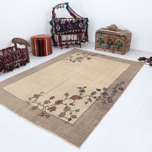 Tapis à motif floral 7 x 9, tapis marron beige, tapis turc, tapis vintage, tapis Oushak, carpette 7 x 9, tapis en laine fait main, tapis turc vintage, 215