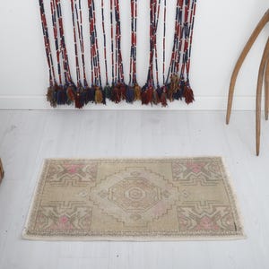 Mini tapis turc, paillasson Oushak, 2 x 3 tapis anatolien, 2 x 3 tapis de porte paillasson, paillasson, 2 x 3 mini tapis, tapis turc, mini tapis vintage, tapis en laine, 109+