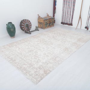 Oversize Vintage Turkish Oushak Rug 7x11: Neutral Anatolian Wool Rug