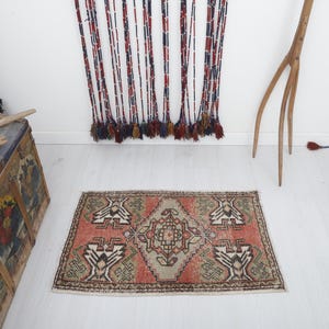 2x3 Oushak Rug, Vintage Rug, Door Mat Rug, Vintage Door Mat, Oushak Door Mat, 2x3 Mini Rug, Anatolian Rug, 2x3 Turkish Rug,Bath Mat Rug,3994