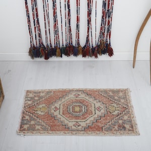 2x3 Wool Rug, Turkish Wool Rug, Soft Rug, Door Mat Rug, Door Mat, 2x3 Turkish Rug, Handmade Vintage Rug, Oushak Rug, Oushak Door Mat, 2365