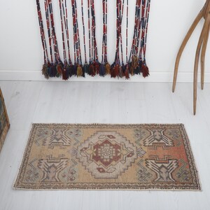 2x3, Door Mat Rug, Turkish Door Mat, Vintage Door Mat, Oushak Door Mat, 2x3 Anatolian Rug, 2x3 Small Rug,Turkish Mini Rug,Wool Door Mat,145+