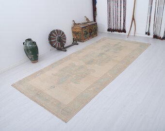 Handmade Wool Oushak Rug, Vintage Turkish Bohemian Carpet (10.9 x 4.9 ft)