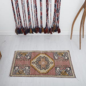 Vintage Oushak Turkish Mini Rug, 2.8 x 1.5 ft, Wool Cotton Blend