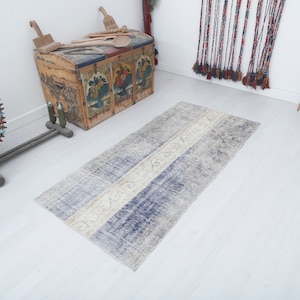 Vintage Turkish Oushak Rug: 2x5 Small Wool Anatolian Rug