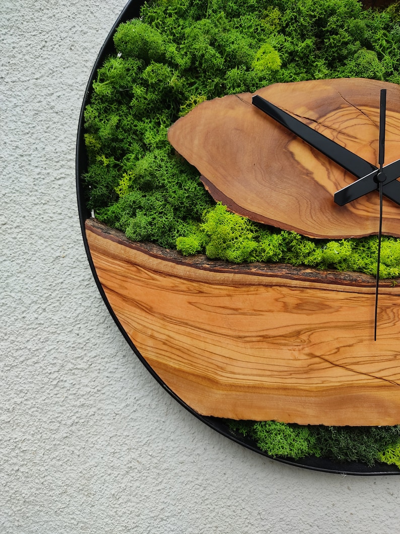 Made to Order Moss Wall Clock, Personalized gift, Wall Art, Custom Made Moss & Wood Wall Clock, Custom Wall Decor image 4