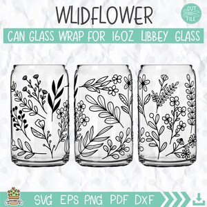 Könnte beinhalten: Drei Schwarzweißbilder eines 473 ml Glases mit einem Wildblumenmuster. Das Glas ist klar und das Muster befindet sich an der Seite des Glases.
