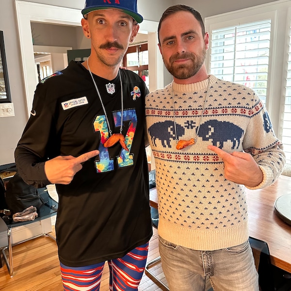 Collares de alas de búfalo de la suerte