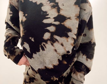Reverse Tie Dye Sweatshirt / Bleach Dye 