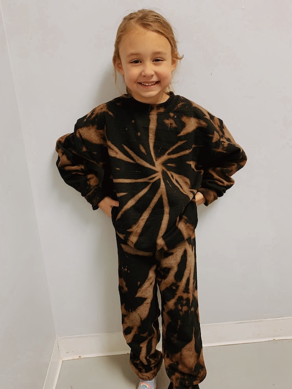 Tie dye sweatsuit black sale