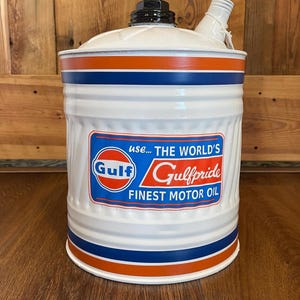 GULF Style Vintage 5 Gallon Gas Can - REFINISHED Petroliania Collectors