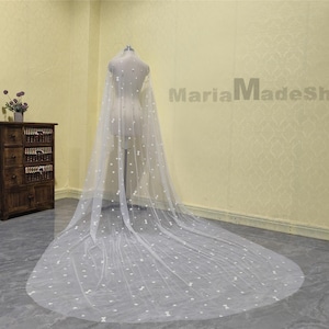 Fashion Single Layer Wedding Veil Gorgeous Cathedral Bridal Love Lace Veil Ivory Drape Veil No Comb