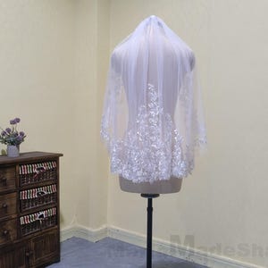 Ivory veil one layer lace applique bridal veil short lace veil white lace wedding veil comb