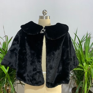 Winter Women‘s Faux Fur wedding short shawls Black Retro Party Evening Wraps shawl Wedding wraps