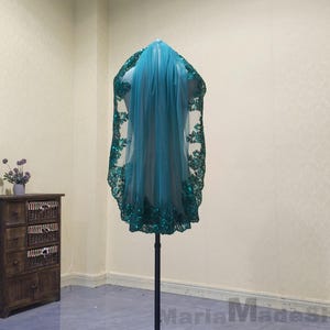Elegant Bridal Sequined Lace Veil Short White Ivory Green Lace Veil Romantic Wedding Single Layer Lace Sequined Veil With Comb