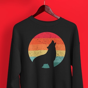 Vintage Wolf Sweatshirt | Retro Wolf Sweater | 70s 80s 90s Distressed | Howling Wolf Shirt | Wolf Lovers Shirt | Wolf Shirt | Wolf Sweater